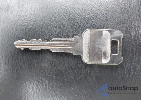 1999 Mazda Mx-5 Miata Leather Pkg/Popular Equipment Pkg/Sports Pkg/Touring Pkg из США, поврежденный, VIN JM1NB3539X0130910